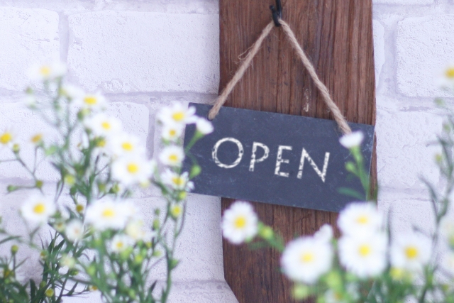 おすすめのアルバイトその3:オープニングスタッフ